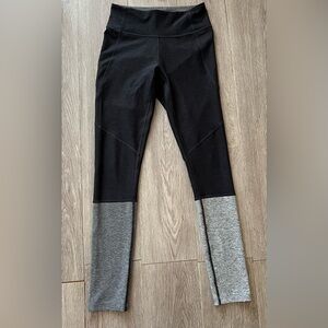 Outdoor Voices Leggings Size XS